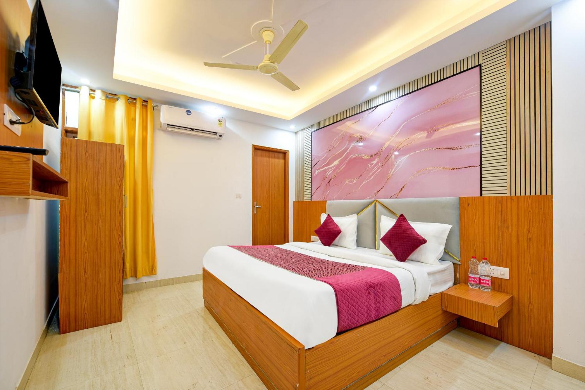 Airport Hotel Kiara - New Delhi Airport מראה חיצוני תמונה