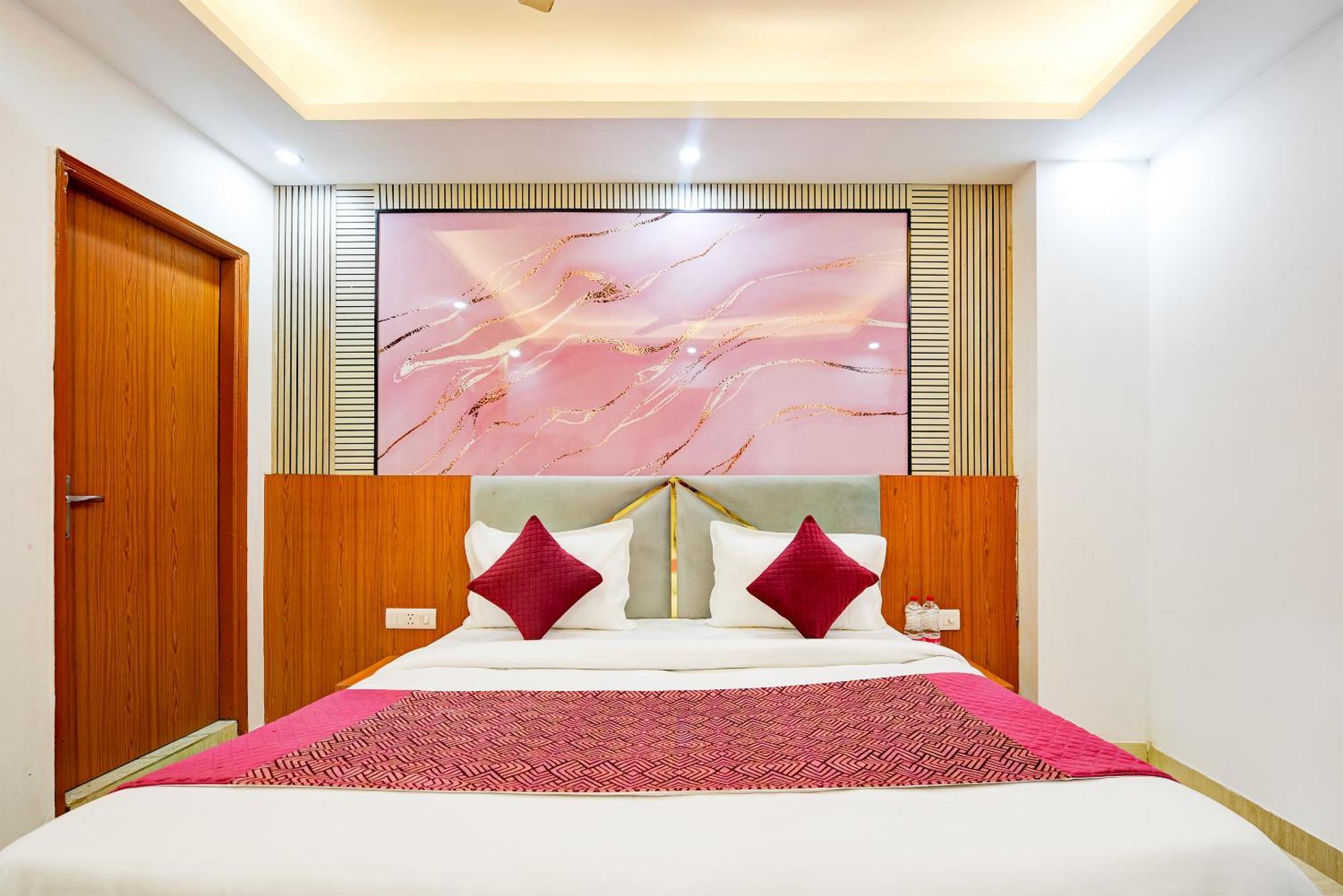 Airport Hotel Kiara - New Delhi Airport מראה חיצוני תמונה