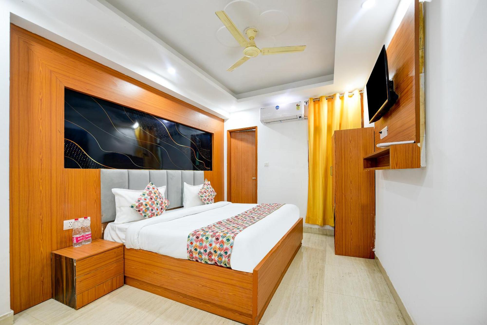 Airport Hotel Kiara - New Delhi Airport מראה חיצוני תמונה