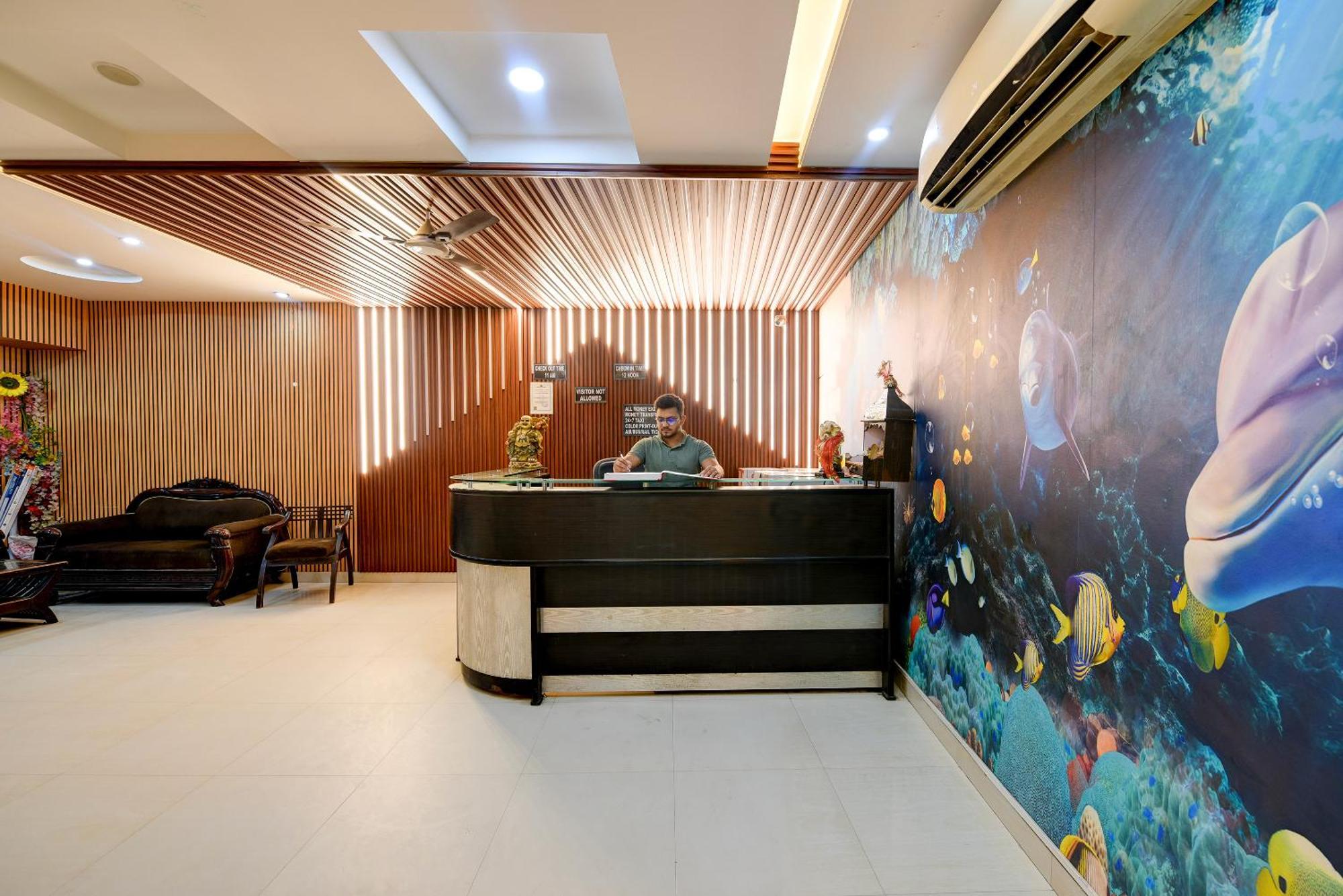 Airport Hotel Kiara - New Delhi Airport מראה חיצוני תמונה