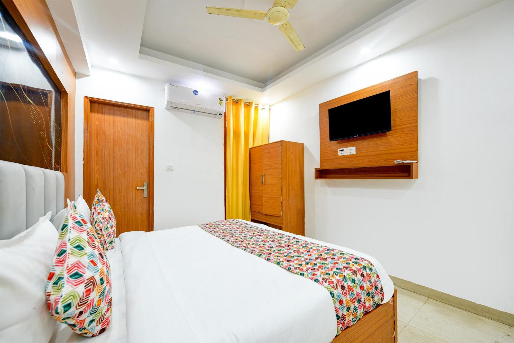 Airport Hotel Kiara - New Delhi Airport מראה חיצוני תמונה