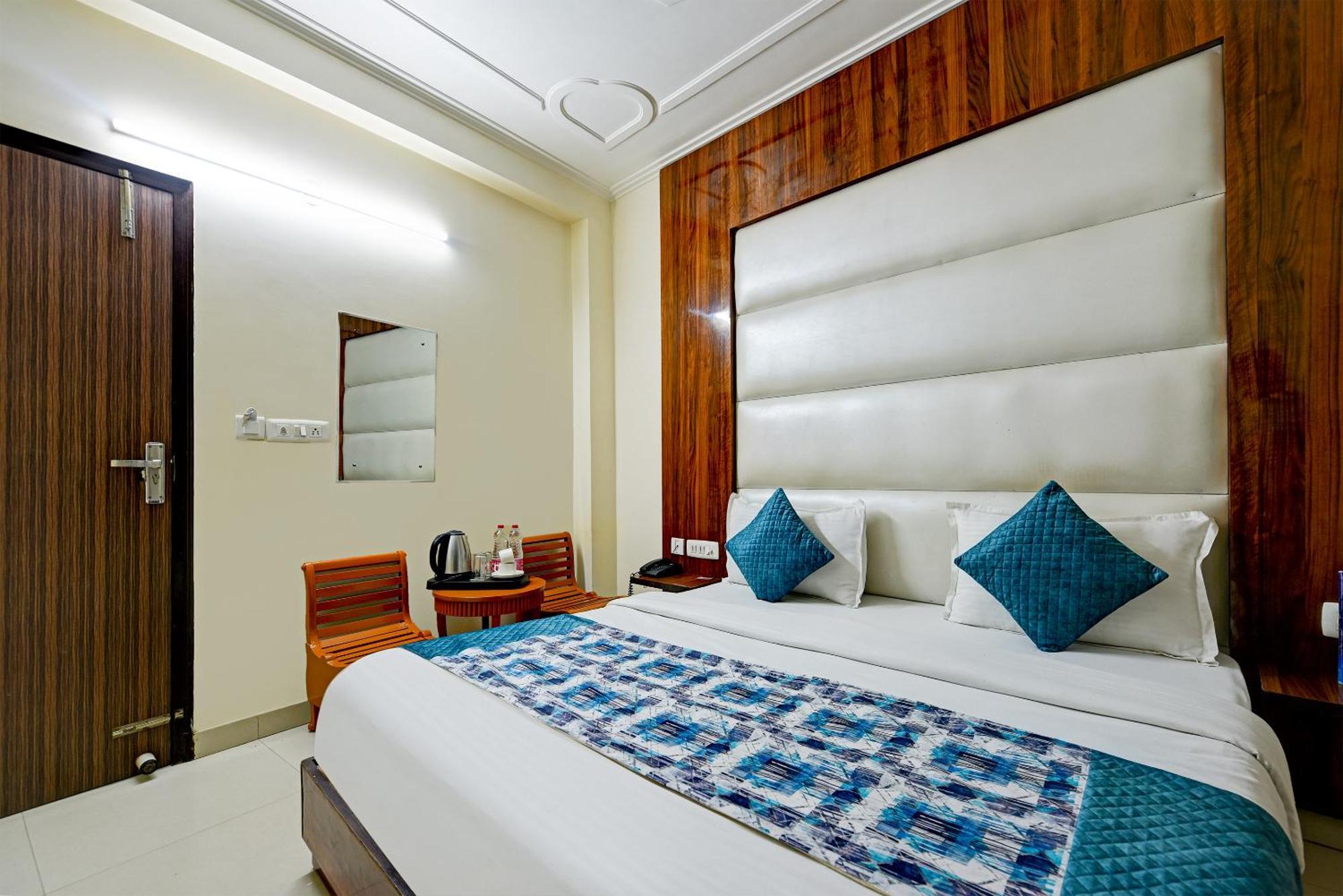 Airport Hotel Kiara - New Delhi Airport מראה חיצוני תמונה