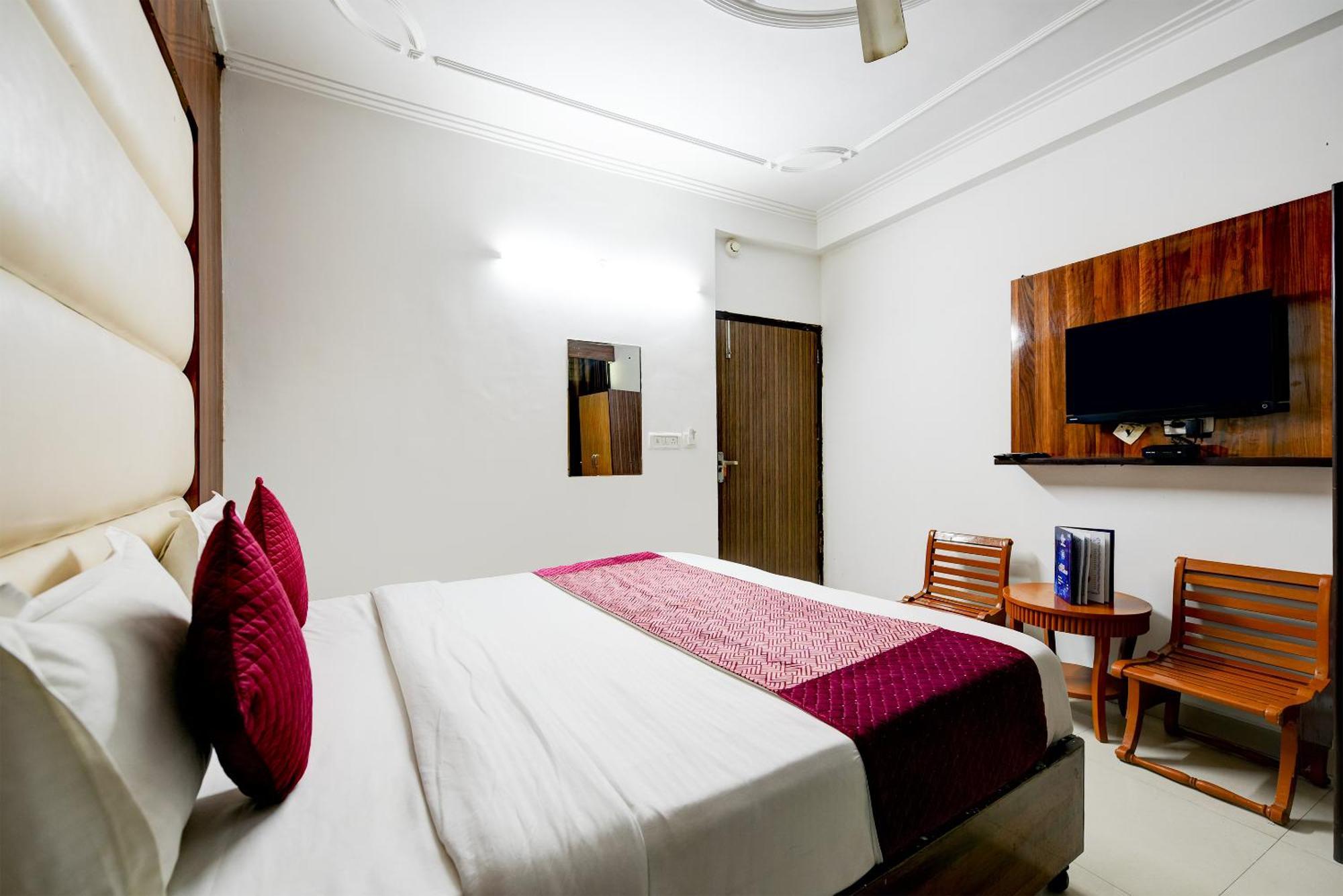 Airport Hotel Kiara - New Delhi Airport מראה חיצוני תמונה