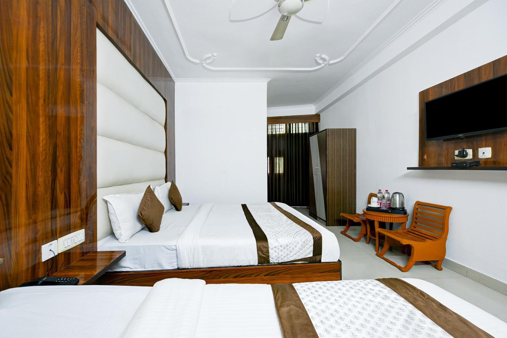 Airport Hotel Kiara - New Delhi Airport מראה חיצוני תמונה